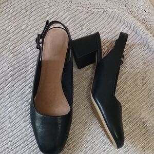 Clarks Black Leather Slingback Block Heels Size 9
